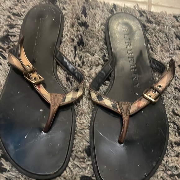 6/10 condition has scratches - Picture 1 of 2